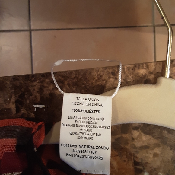 Kimono Wrap. One size fits all. Red black & maroon - Picture 4 of 6